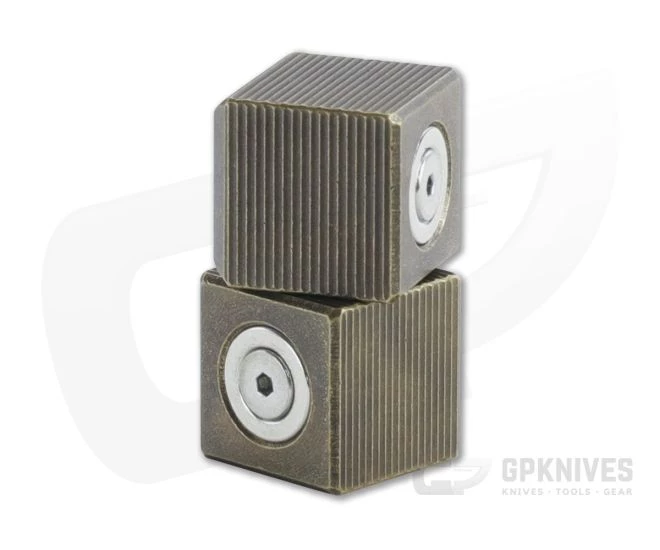 ZeroFeud ZF Snaps Fluted Antiqued Brass Kinetic Worry Stones ZF005 4 ZeroFeud ZF Snaps Fluted Antiqued Brass Kinetic Worry Stones ZF005 - Image 2